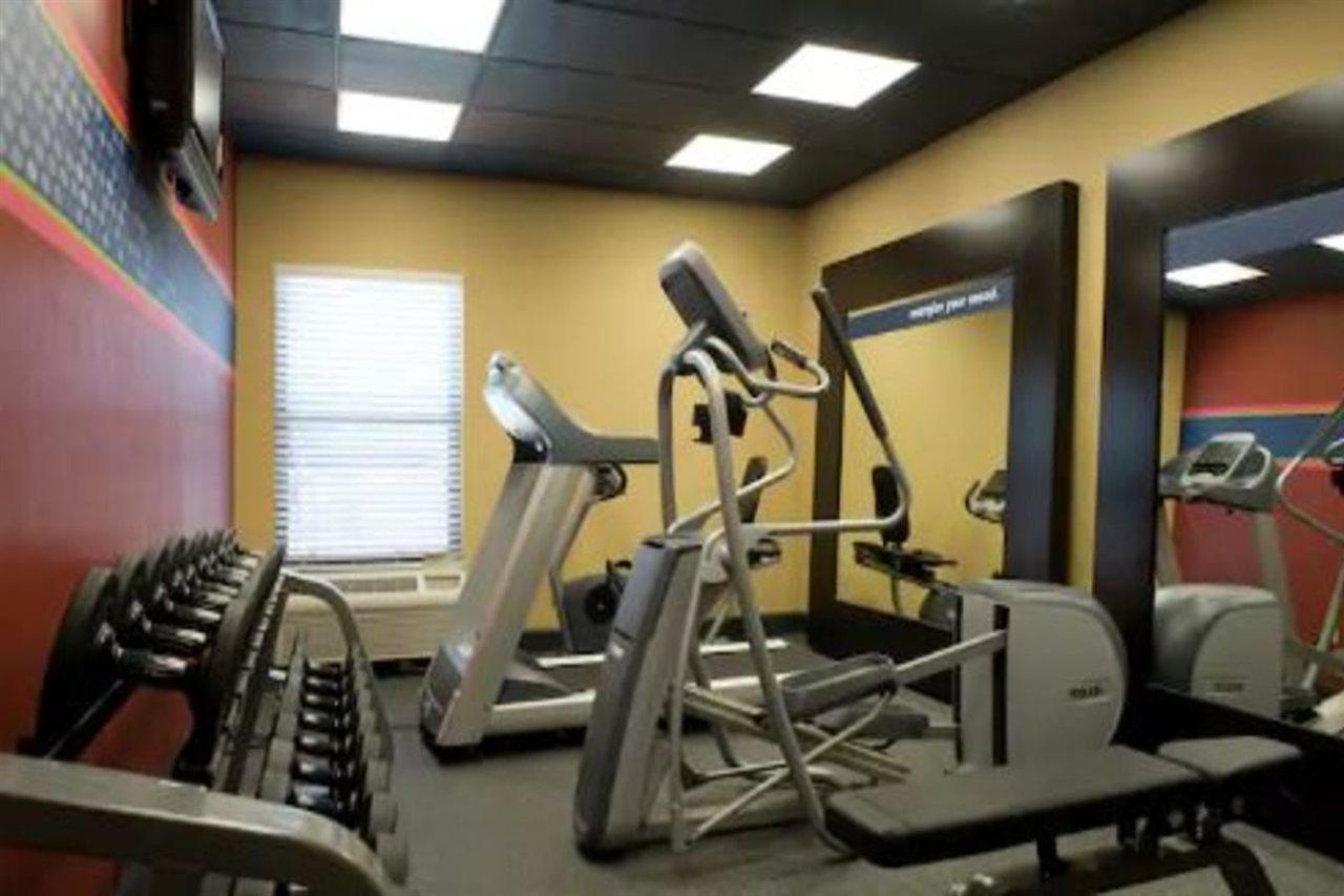 Hampton Inn Starkville Esterno foto
