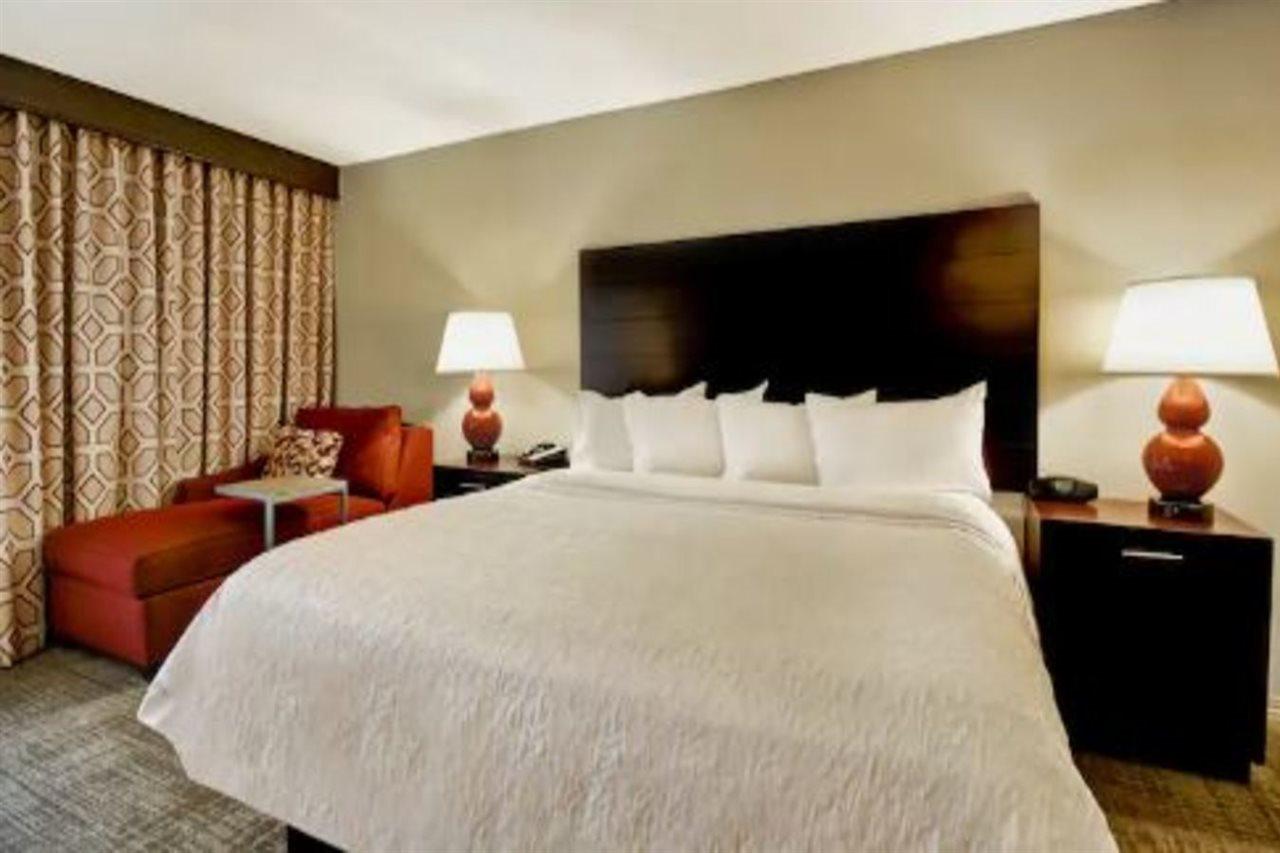 Hampton Inn Starkville Esterno foto