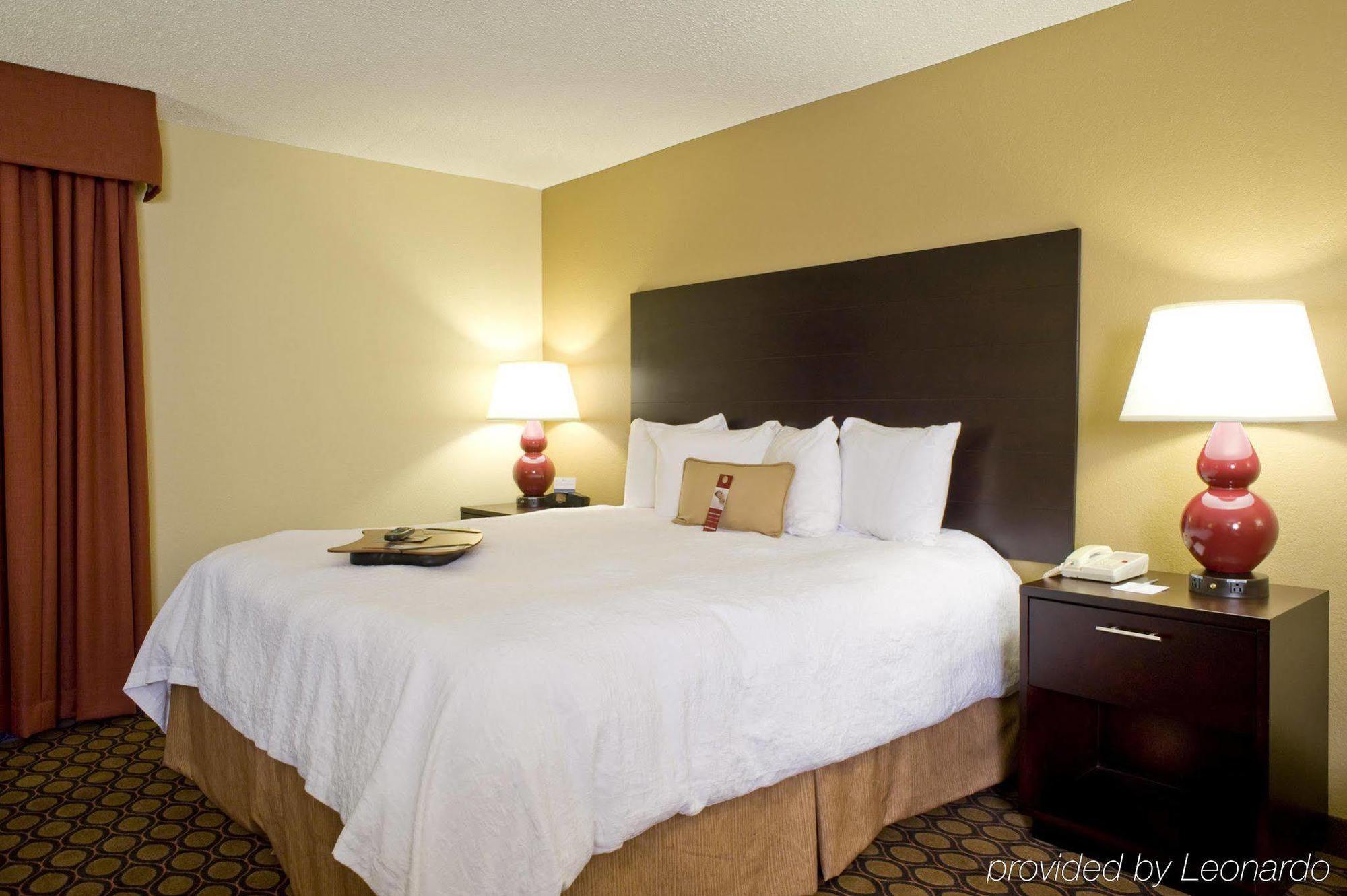 Hampton Inn Starkville Esterno foto