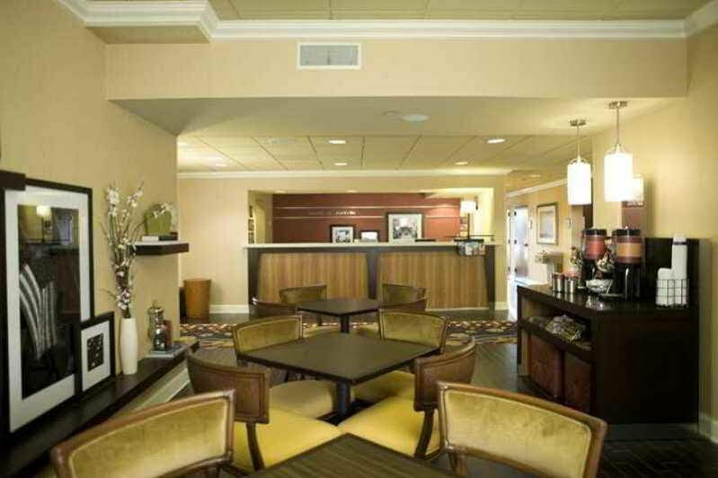 Hampton Inn Starkville Esterno foto